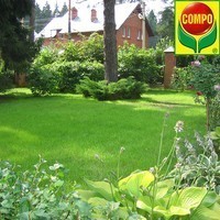 Удобрение Compo для газона против сорняков 12 кг 3326